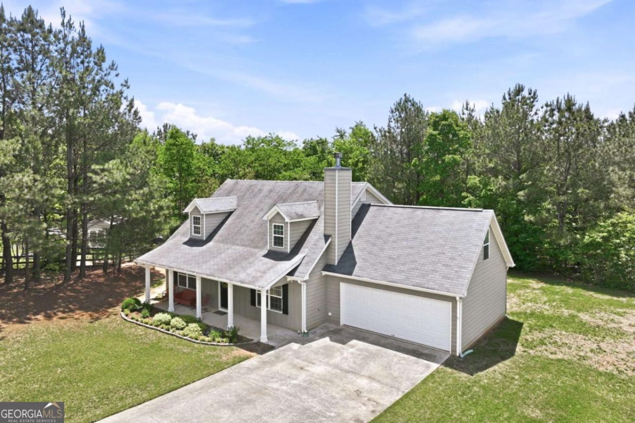 8835 Grassy Knoll Lane, Clermont, GA 30527 Main Photo