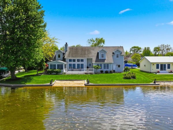 54 Ems B20b Lane, Pierceton, IN 46562