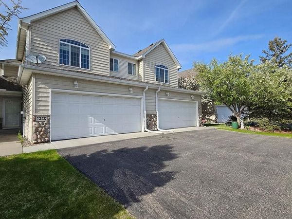 1220 Dupont Lane N, Brooklyn Park, MN 55444