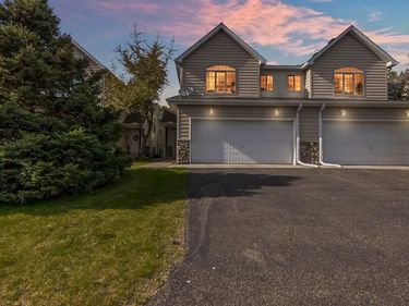 1220 Dupont Lane N, Brooklyn Park, MN 55444
