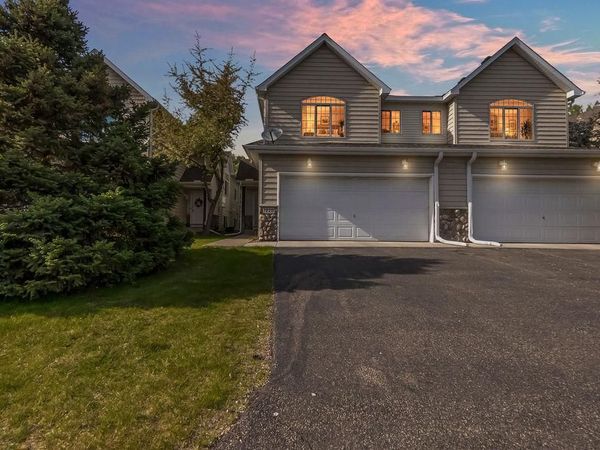 1220 Dupont Lane N, Brooklyn Park, MN 55444