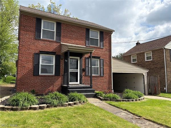 363 E Park Avenue , Barberton, OH 44203