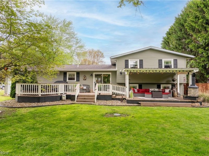 2994 Forestview Street NE, Canton, OH 44721 Photo 2