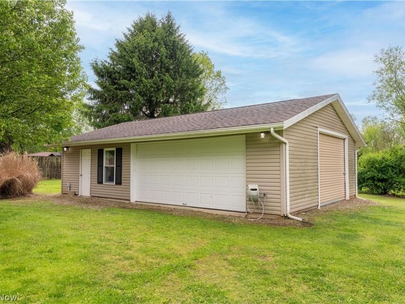 2994 Forestview Street NE, Canton, OH 44721 Photo 39