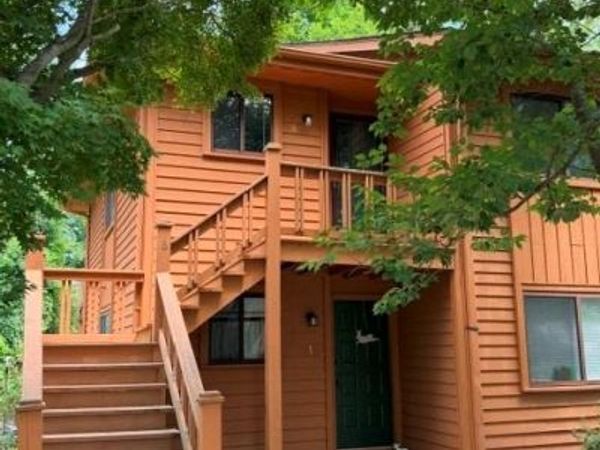581 Courtwood Lane, Unit 6, Hendersonville, NC 28739