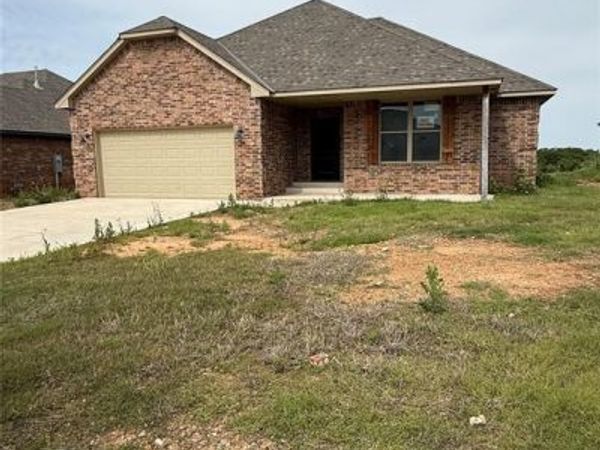 2807 Cedar Ridge Street, Seminole, OK 74868