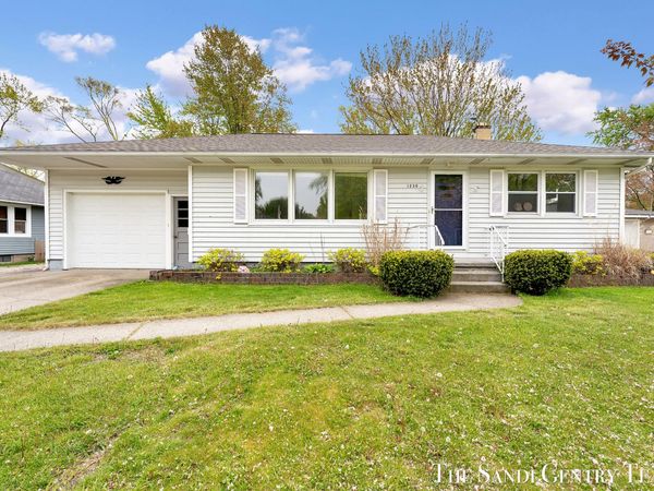 1230 Marion Avenue, Grand Haven, MI 49417