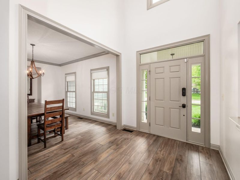 6947 Jennifer Ann Drive , Lewis Center, OH 43035 Photo 7