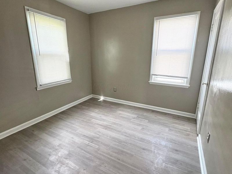 1341 E 15th Avenue , Columbus, OH 43211 Photo 4