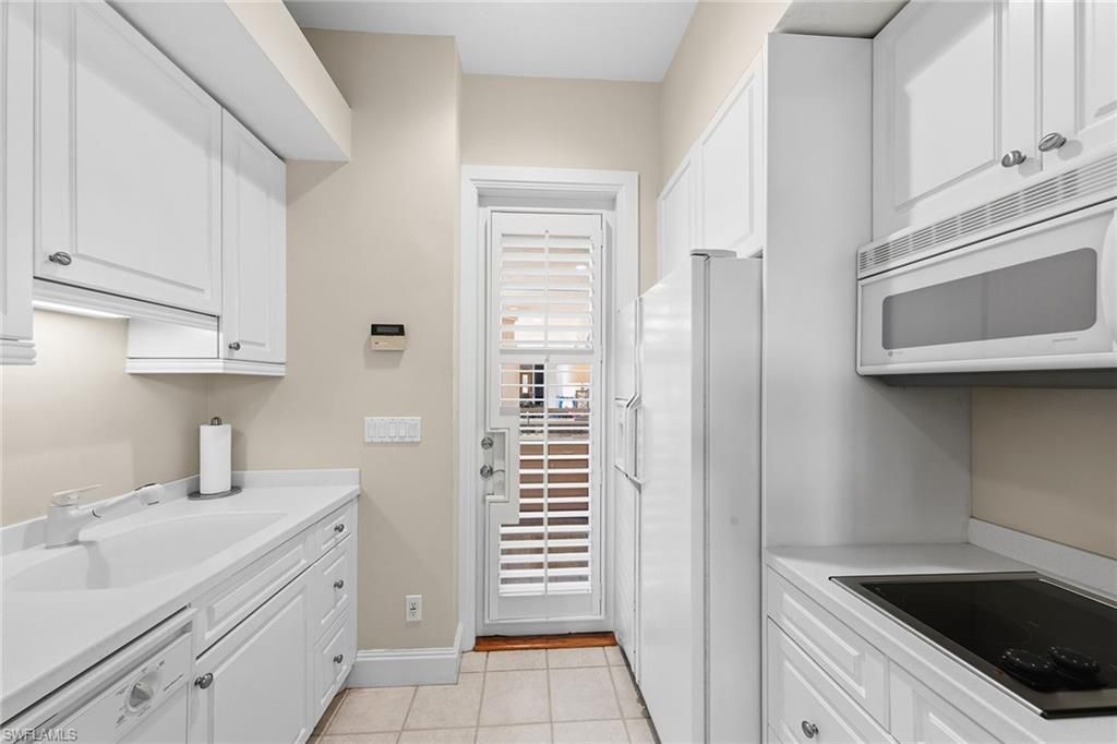 4661 Idylwood Ln, Naples, FL 34119 Photo