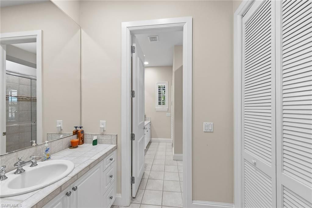 4661 Idylwood Ln, Naples, FL 34119 Photo