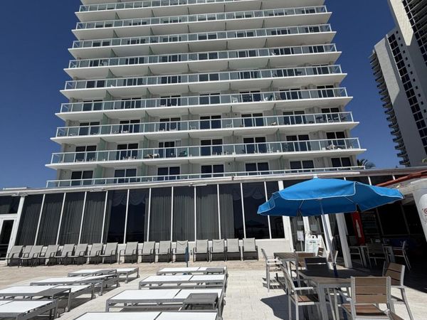 19201 Collins Avenue, Unit 1122, Sunny Isles Beach, FL 33160