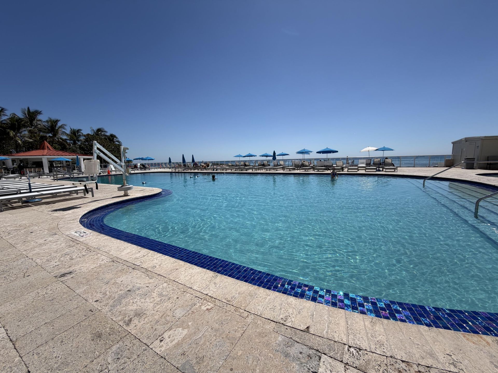19201 Collins Avenue, Unit 1122, Sunny Isles Beach, FL 33160 Photo