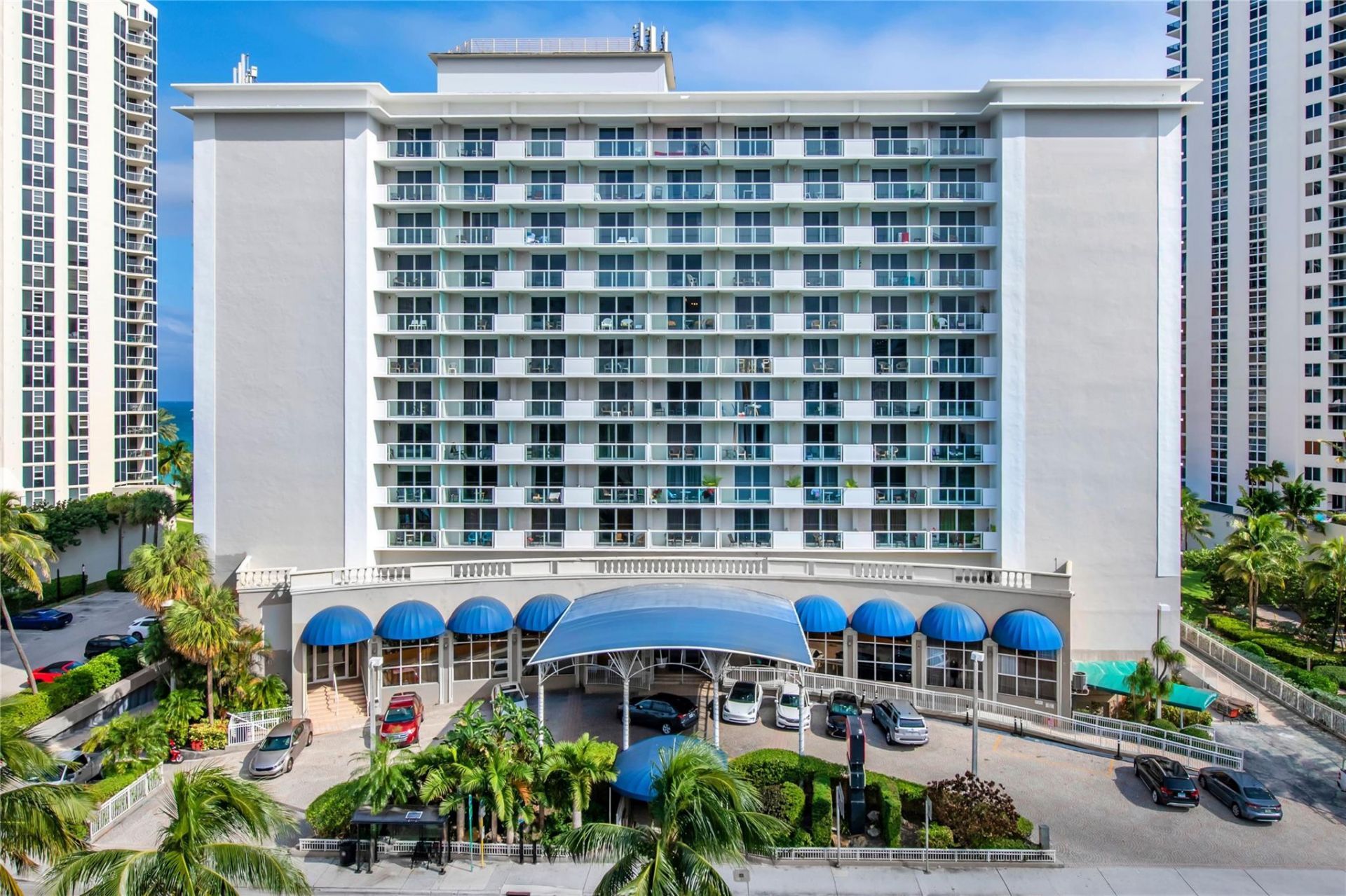 19201 Collins Avenue, Unit 1122, Sunny Isles Beach, FL 33160 Photo