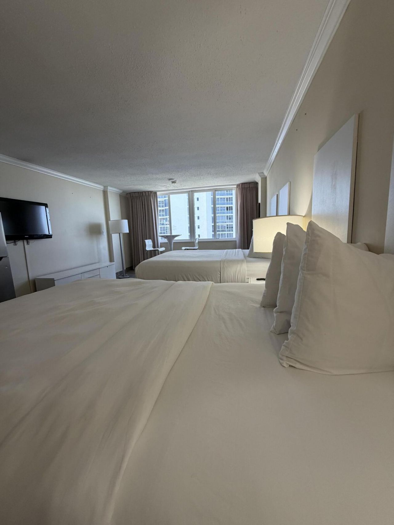 19201 Collins Avenue, Unit 1122, Sunny Isles Beach, FL 33160 Photo