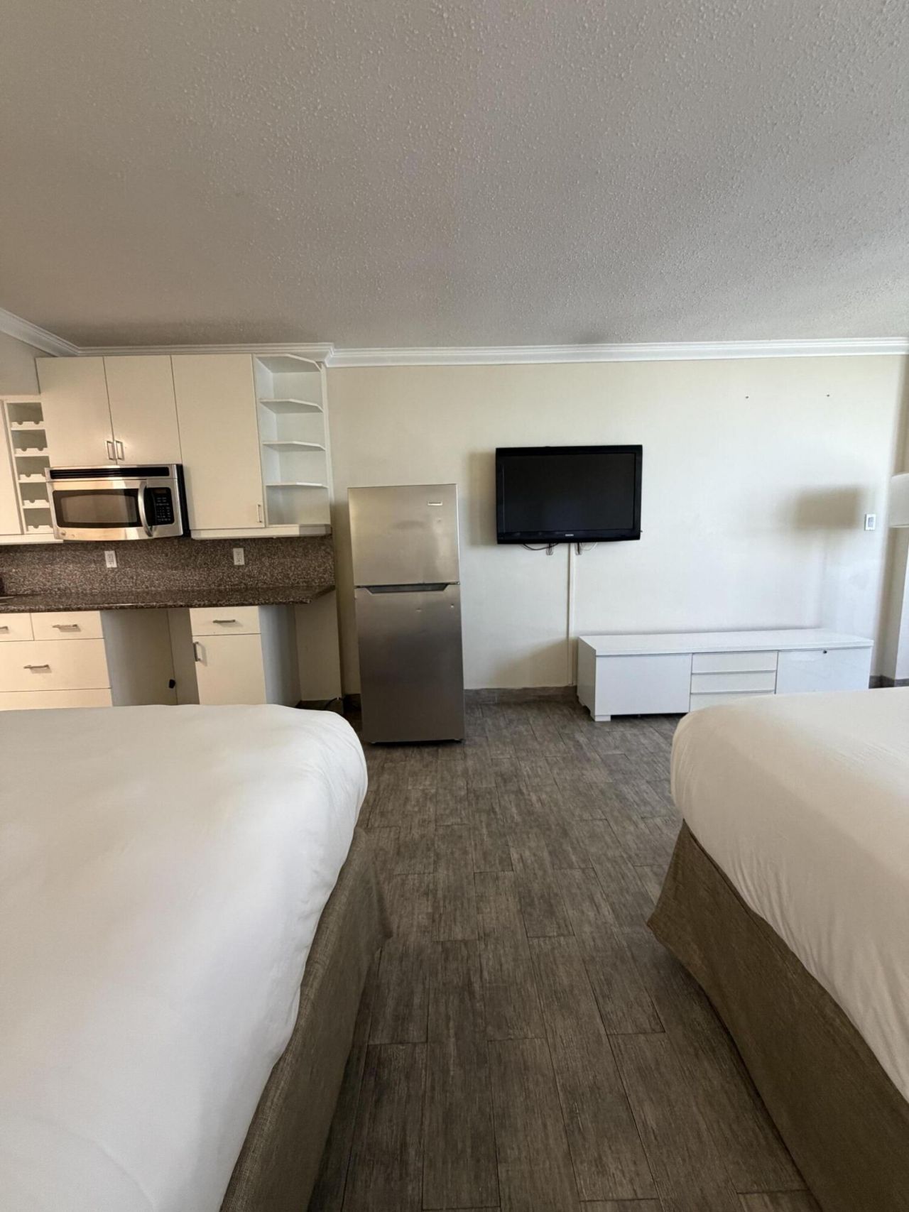 19201 Collins Avenue, Unit 1122, Sunny Isles Beach, FL 33160 Photo