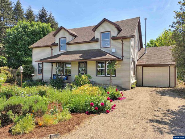 1290 Oak Villa Rd, Dallas, OR 97338