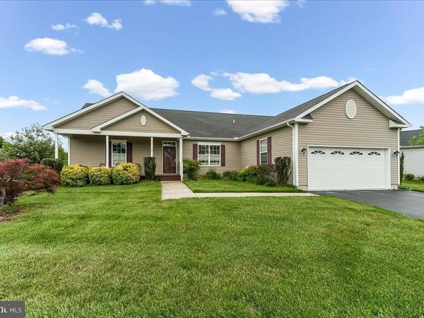 57 WINDING CARRIAGE LANE, DOVER, DE 19904