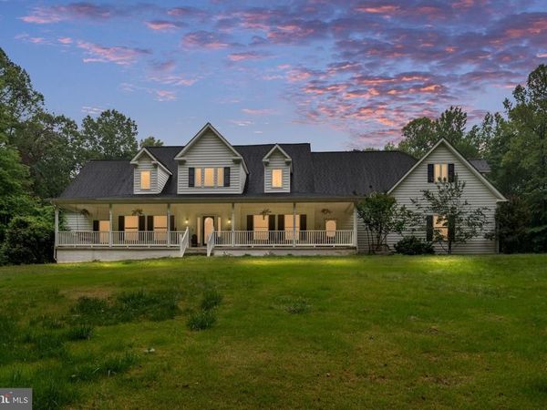 8143 GALLANT GREEN DRIVE, KING GEORGE, VA 22485