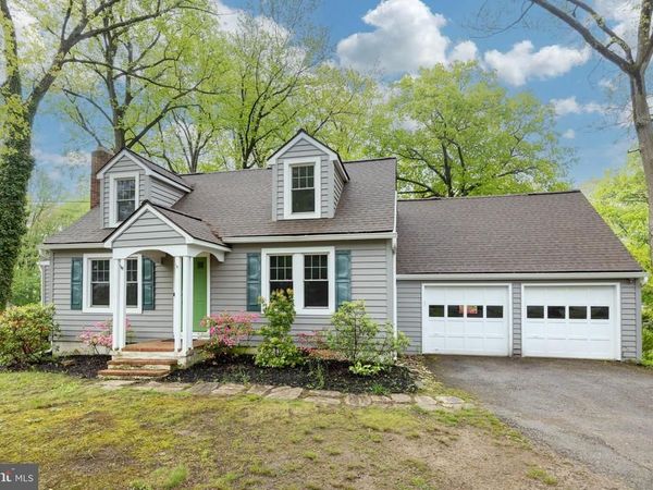 2702 E KINGS HIGHWAY, COATESVILLE, PA 19320
