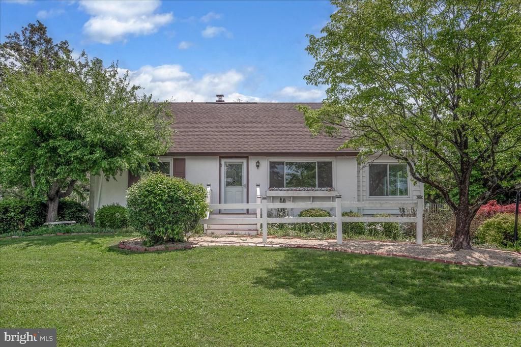 605 Venture Road, Hockessin, DE 19707 Main Photo