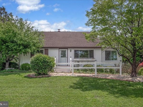 605 VENTURE ROAD, HOCKESSIN, DE 19707
