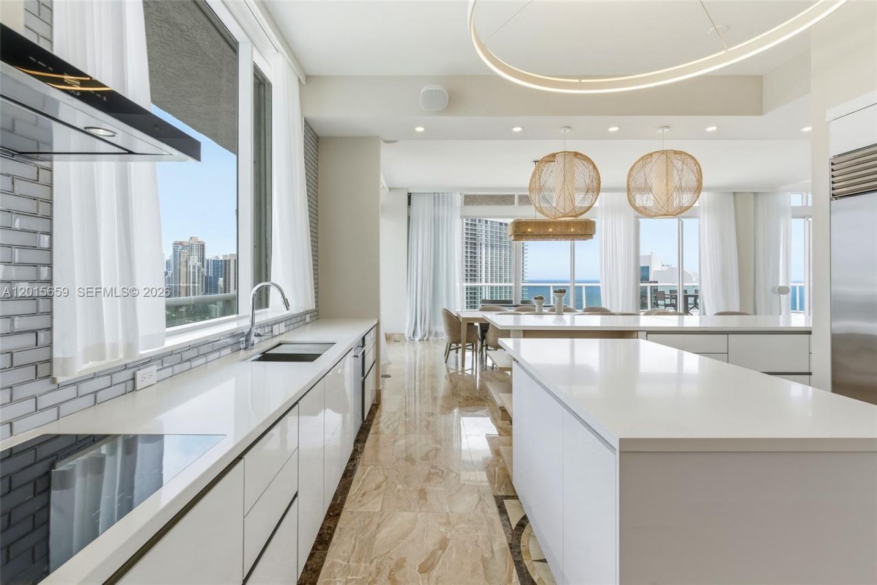 16400 Collins Ave, Unit PH41, Sunny Isles Beach, FL 33160 Photo