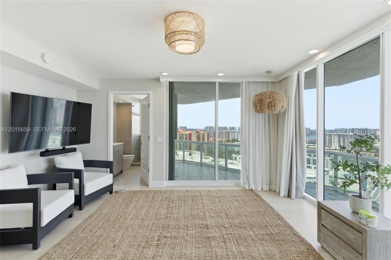 16400 Collins Ave, Unit PH41, Sunny Isles Beach, FL 33160 Photo