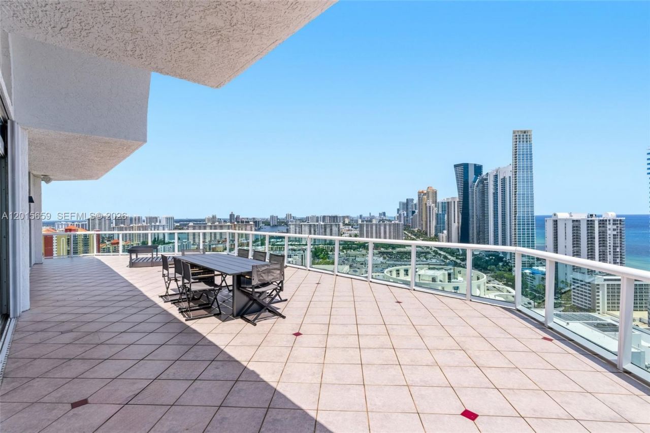 16400 Collins Ave, Unit PH41, Sunny Isles Beach, FL 33160 Photo