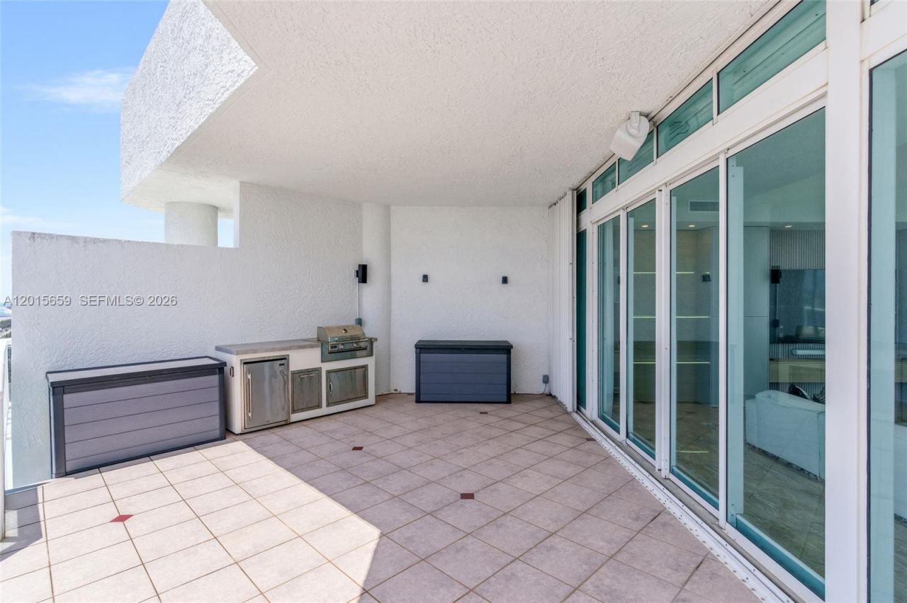 16400 Collins Ave, Unit PH41, Sunny Isles Beach, FL 33160 Photo