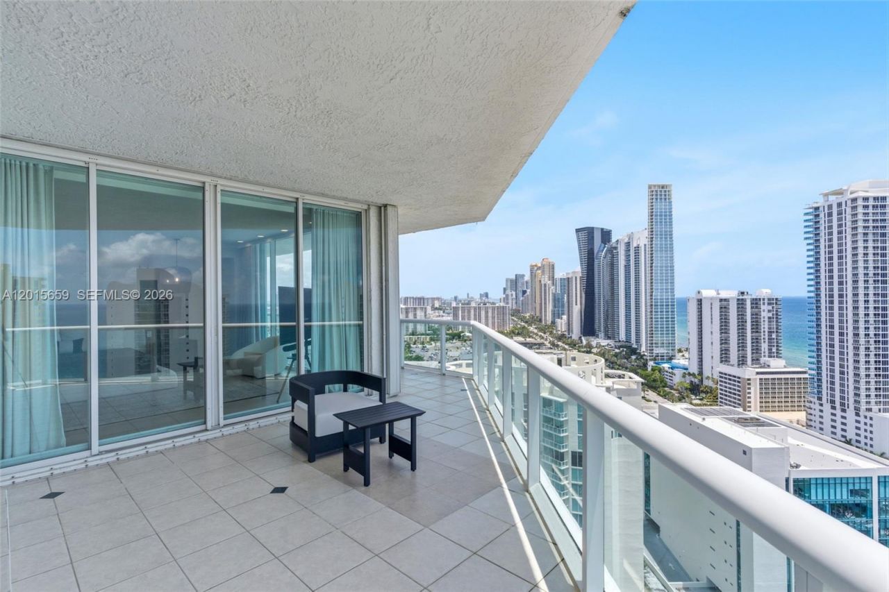 16400 Collins Ave, Unit PH41, Sunny Isles Beach, FL 33160 Photo