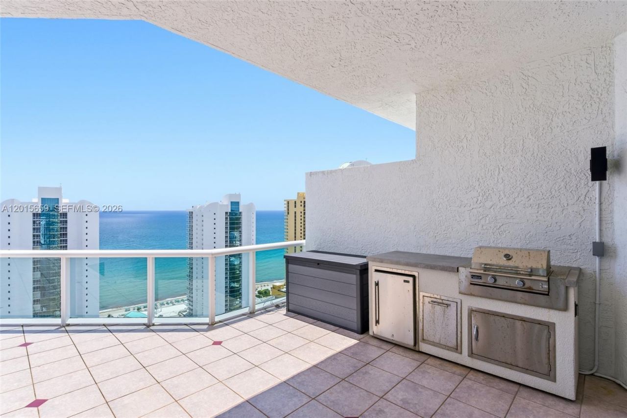 16400 Collins Ave, Unit PH41, Sunny Isles Beach, FL 33160 Photo