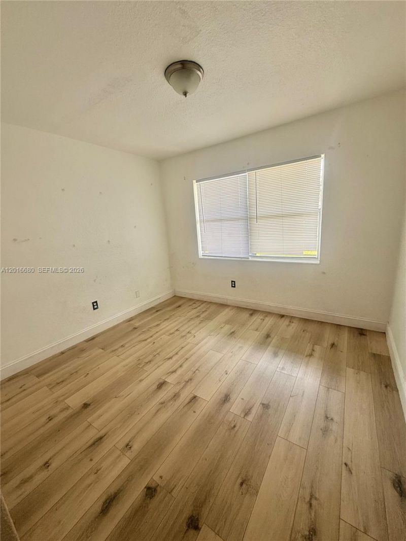 18200 NW 20th Ave , Unit 8, Miami Gardens, FL 33056 Photo