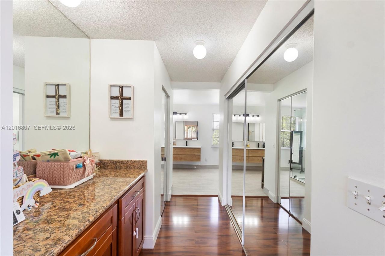 18222 SW 27th St, Miramar, FL 33029 Photo