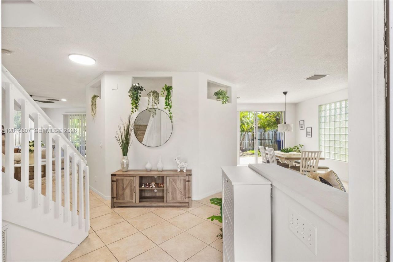 18222 SW 27th St, Miramar, FL 33029 Photo