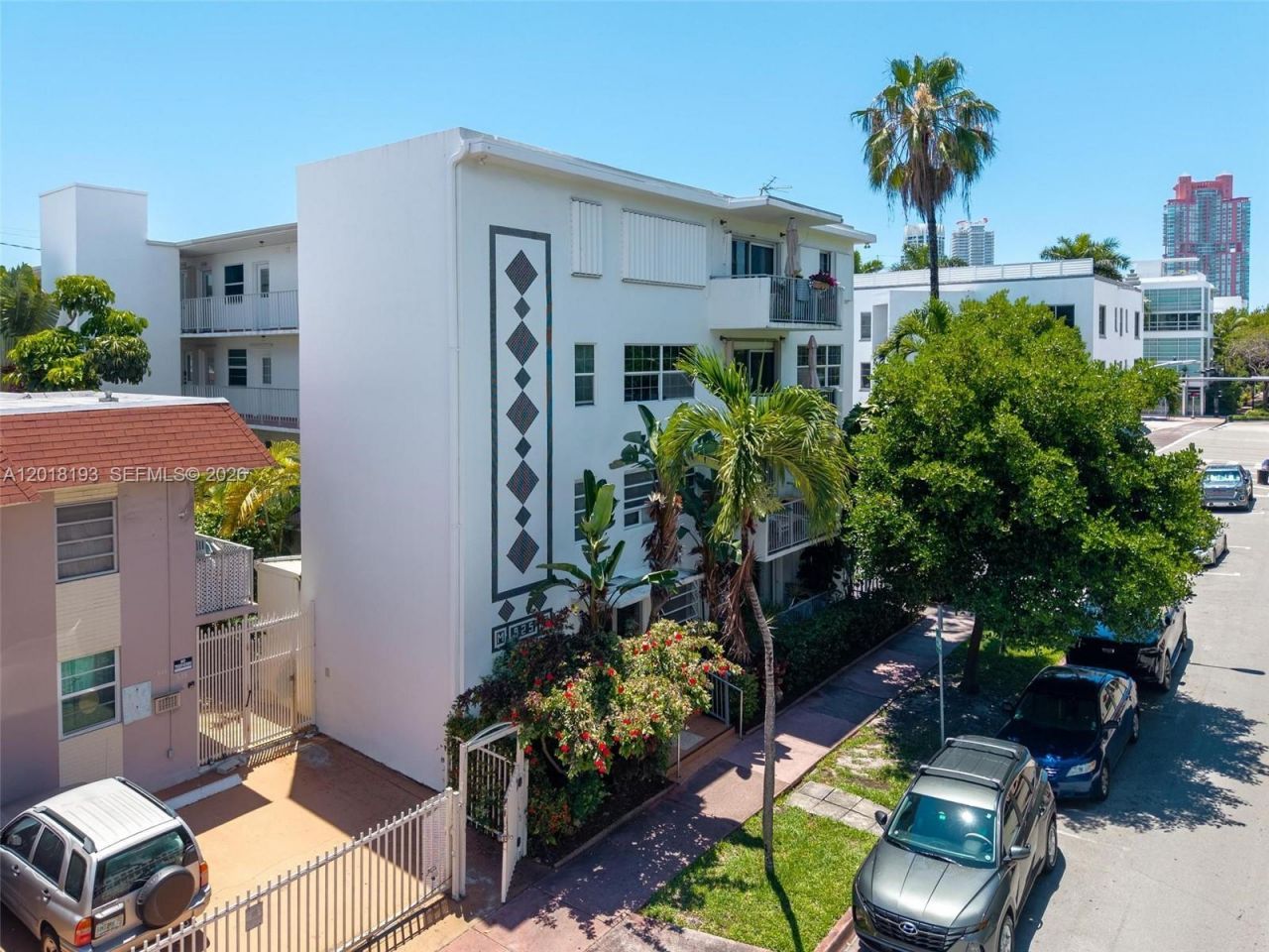 525 Meridian Ave , Unit 305, Miami Beach, FL 33139 Photo