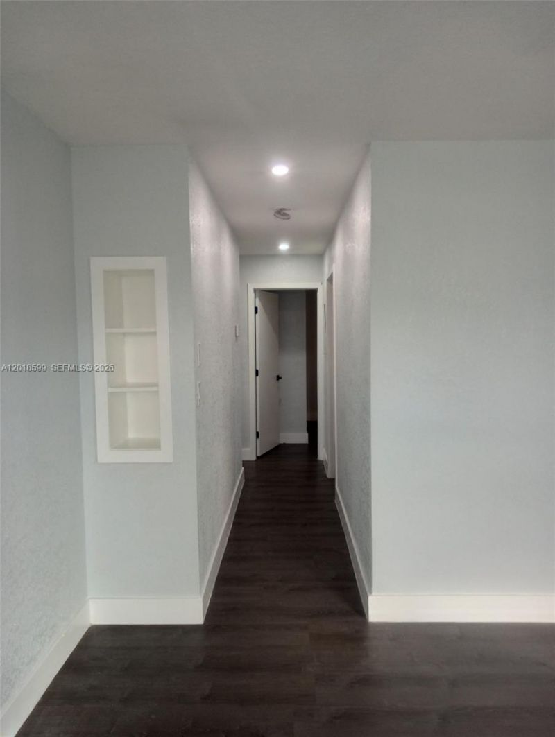 1070 NW 23rd Rd, Fort Lauderdale, FL 33311 Photo