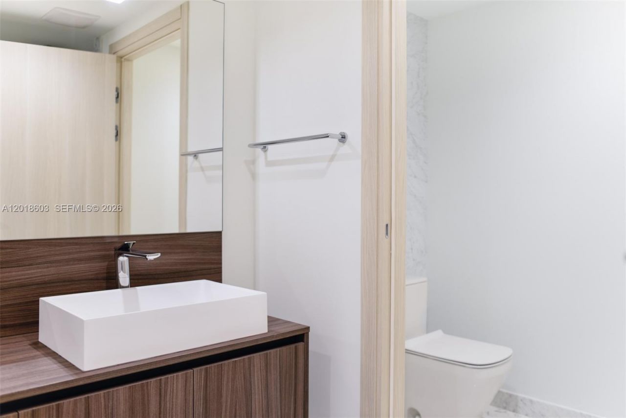 1000 Brickell Plaza , Unit 2910, Miami, FL 33131 Photo