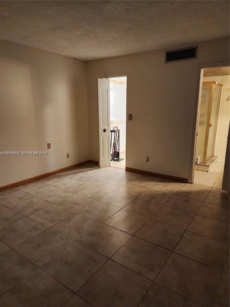 5750 NW 64th Ave , Unit 303, Tamarac, FL 33319 Photo