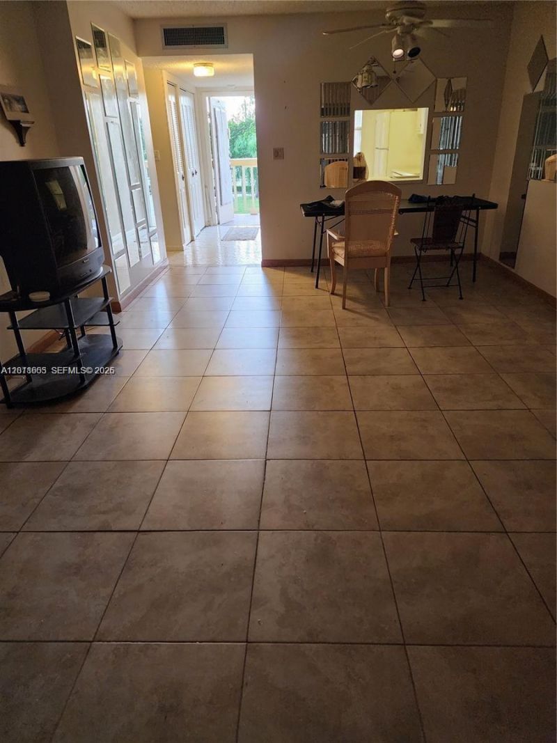 5750 NW 64th Ave , Unit 303, Tamarac, FL 33319 Photo