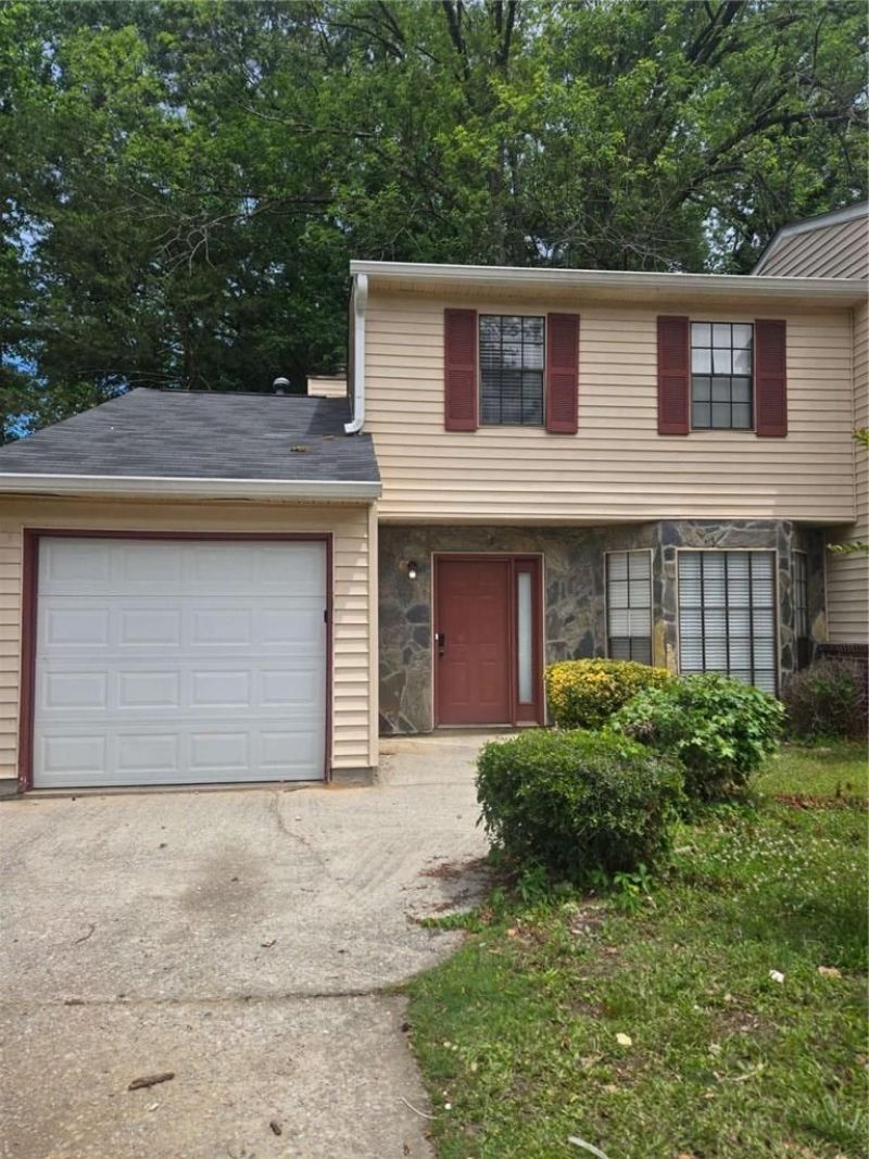 1004 Pine Tree Trail, South Fulton, GA 30349 Main Photo