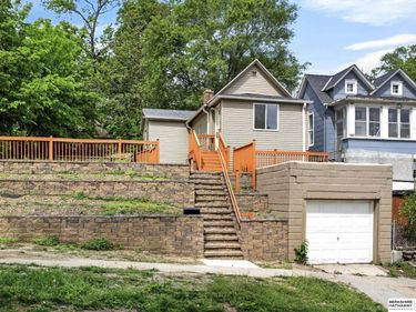 5030 S 18th Street , Omaha, NE 68107