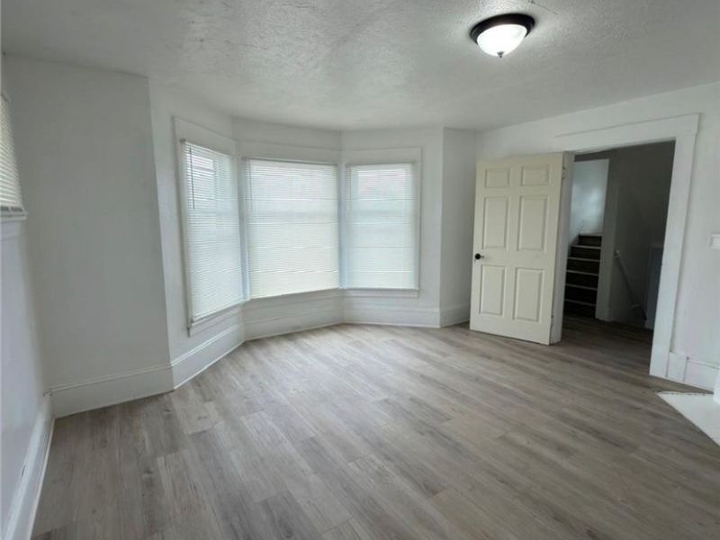 767 E 105th Street, Cleveland, OH 44108 Photo 14