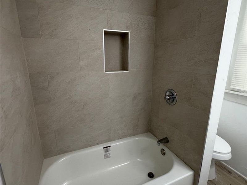 767 E 105th Street, Cleveland, OH 44108 Photo 23