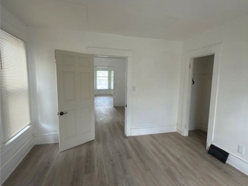 767 E 105th Street, Cleveland, OH 44108 Photo 4