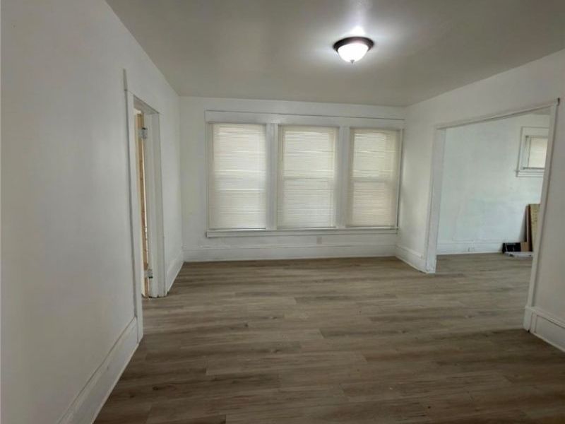 767 E 105th Street, Cleveland, OH 44108 Photo 5