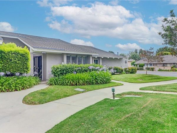 8877 Tulare, Unit 313-B, Huntington Beach, CA 92646