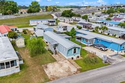 1017 Foxfire Dr. photo 4