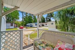 1017 Foxfire Dr. photo 4