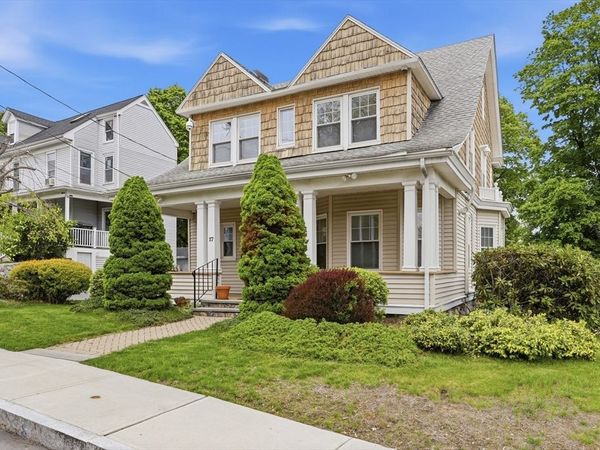 17 Winthrop St, Marlborough, MA 01752